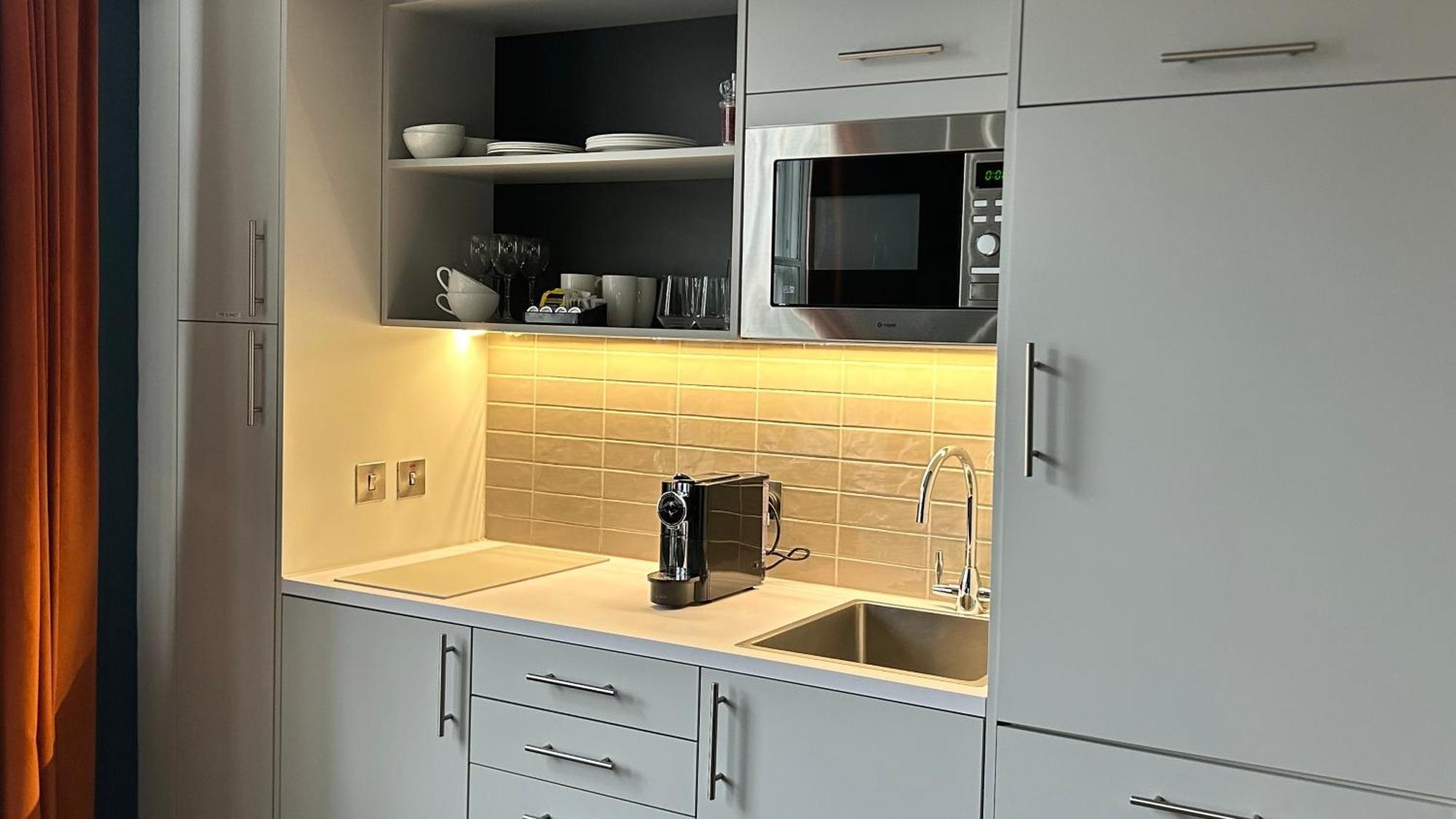 Heeton Concept Aparthotel Edinburgh Queen Street — Photos 1